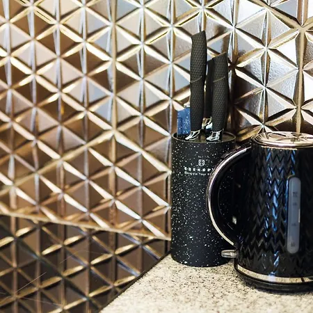 Allure Nova شقة شتشيتسين