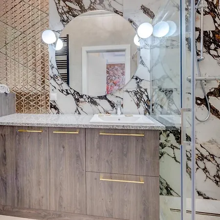 Allure Nova 4* شتشيتسين