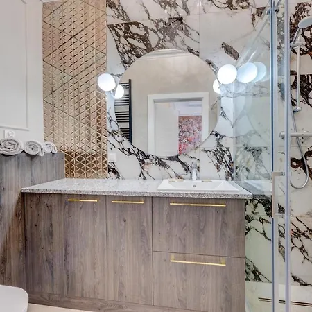 شقة Allure Nova 4*