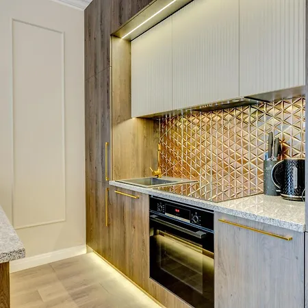 Allure Nova شقة شتشيتسين